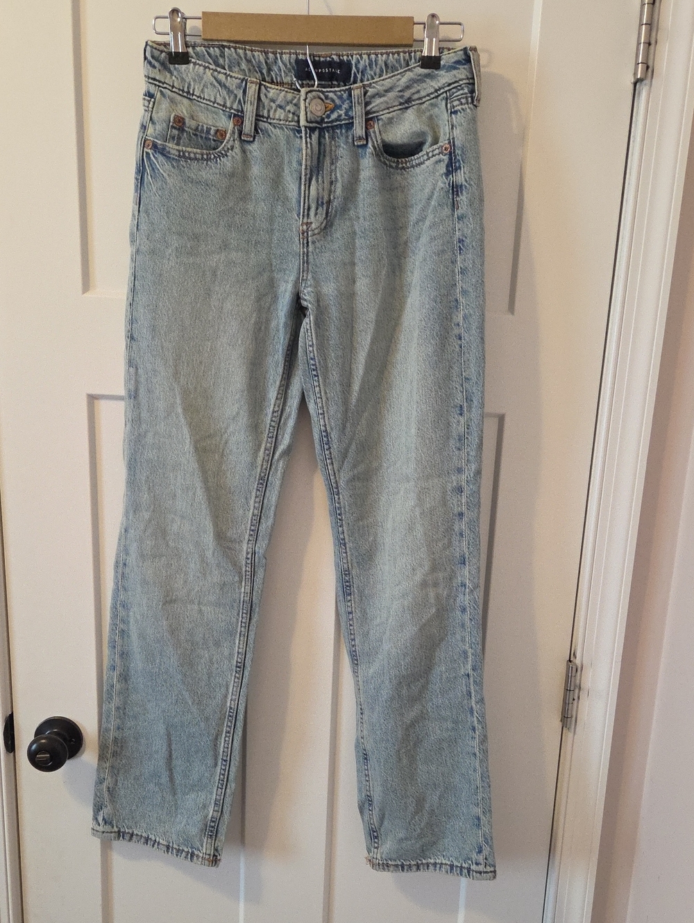 Aeropostale Light Wash Straight Leg Jeans